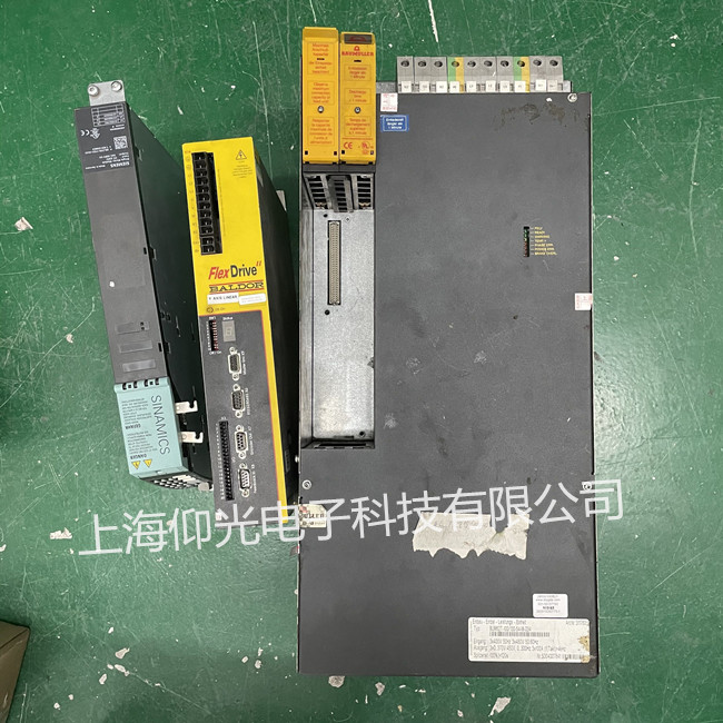 BAUMULLER鲍米勒伺服驱动器维修BUG2-60-31-B-010跳闸 上错电电源灯不亮修理 