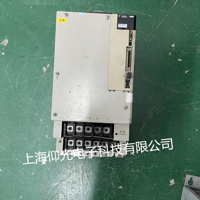 安川伺服放大器维修SGDV-550A01A报100过流维修可测试