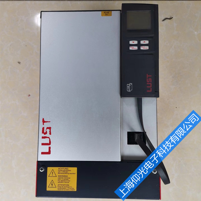 LUST变频器VF1424L.HF.OP2S56输出缺相故障维修