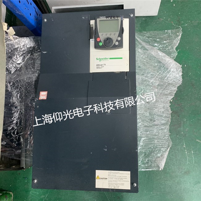 施耐德变频器维修ATV71HD55N4Z报警Er7故障修理