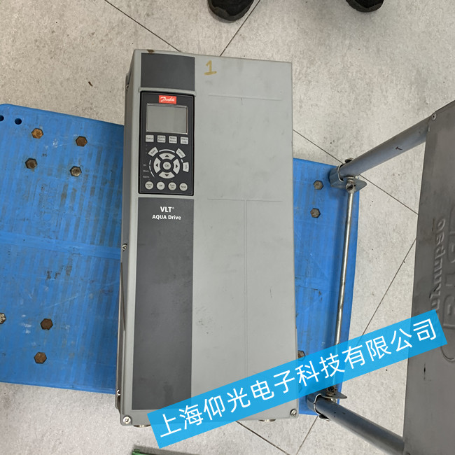 丹佛斯变频器VLT8000变频器报“ALARM 29”故障维修