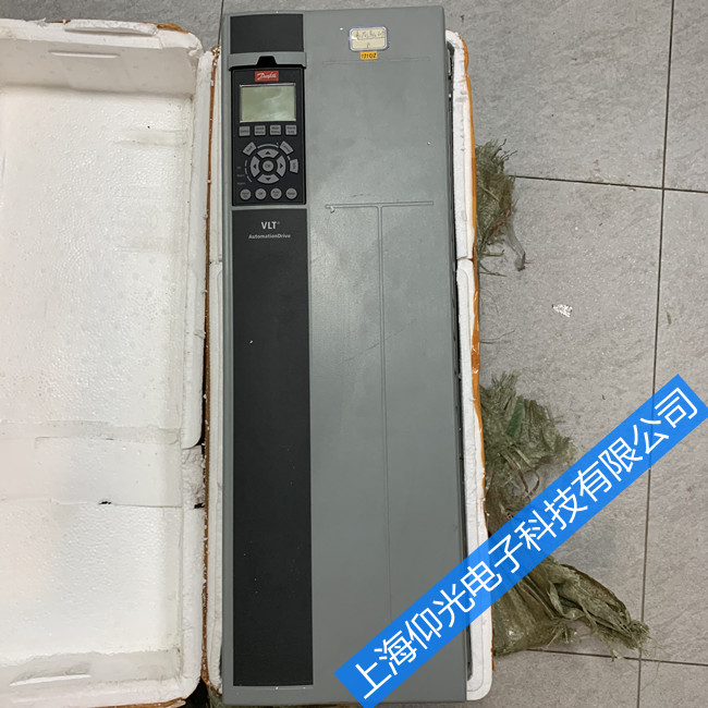 丹弗斯VLT2800变频器报ERR12故障分析及维修