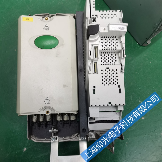 艾默生m700变频器报E010故障代码维修各类故障
