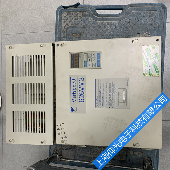 安川A1000变频器维修报OFC55报警怎么解决？