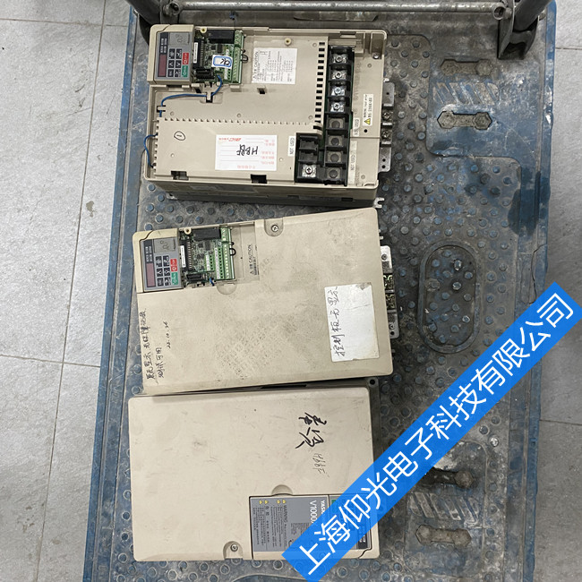 安川H1000变频器维修频率指令和OPR闪烁,机器开不起来怎么处理？