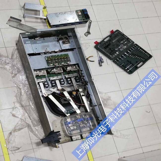 丹弗斯VLT2800变频器报ERR12故障维修