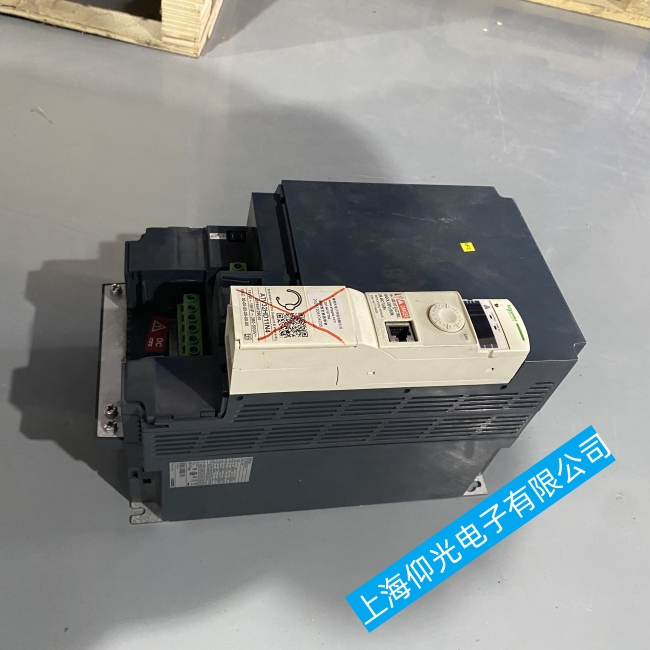 上海故障维修施耐德变频器的故障维修实例分享-有故障找仰光免费检修