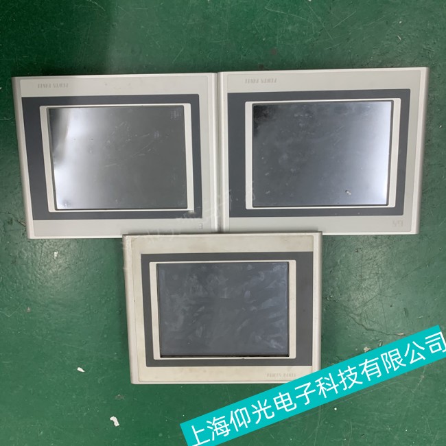 潍坊贝加莱触摸屏4P0420.00-490上电后出现黑屏故障维修当天好