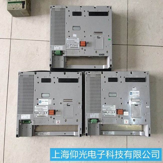 常熟三菱工控机GT1175-VNBA-C开机无反应故障维修服务至上