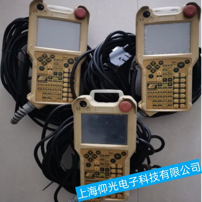 江西川崎机器人RS080L示教器出现黑屏无显示故障维修保养调试