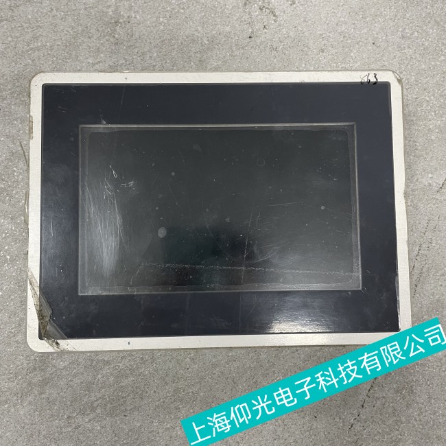 泉州伦茨触摸屏EL110S CAN CORE上电无反应故障维修经验分享