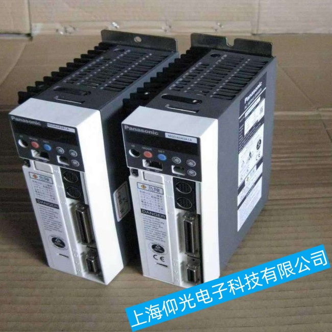 天津Panasonic松下机器人TA-1400驱动器红色灯亮故障维修保养
