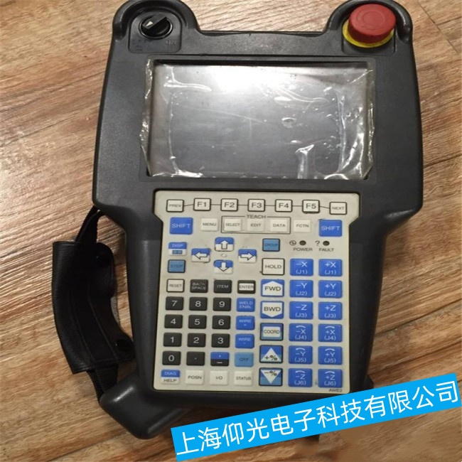 泉州发那科机器人M-710iC-12L示教器液晶故障维修售后点