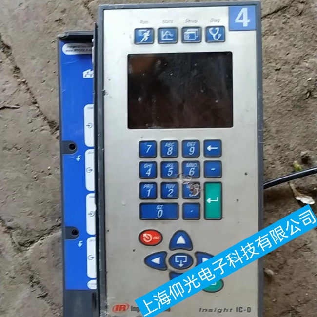 英格索兰拧紧控制器IC12通电亮红灯故障维修技术过硬
